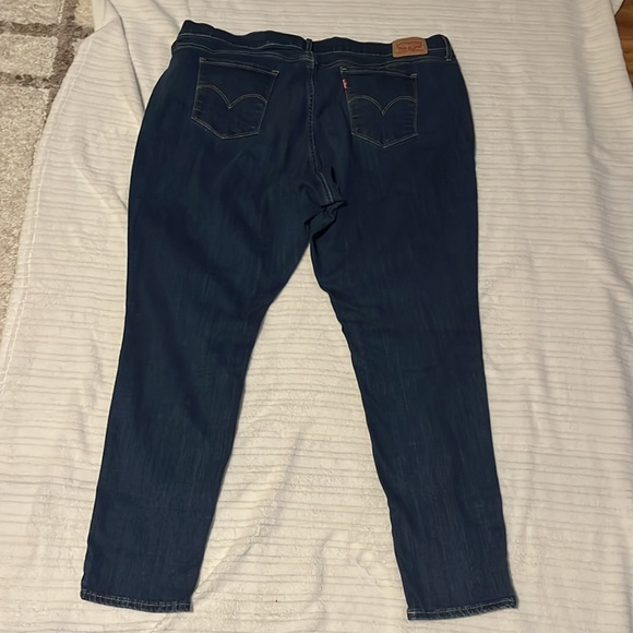 Levi’s women’s plus size Skinny Jeans size 22w - Picture 2 of 2